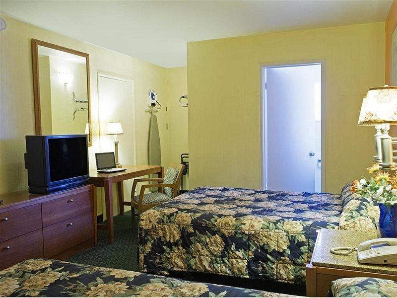 Americas Best Value Inn - Ливермор Экстерьер фото