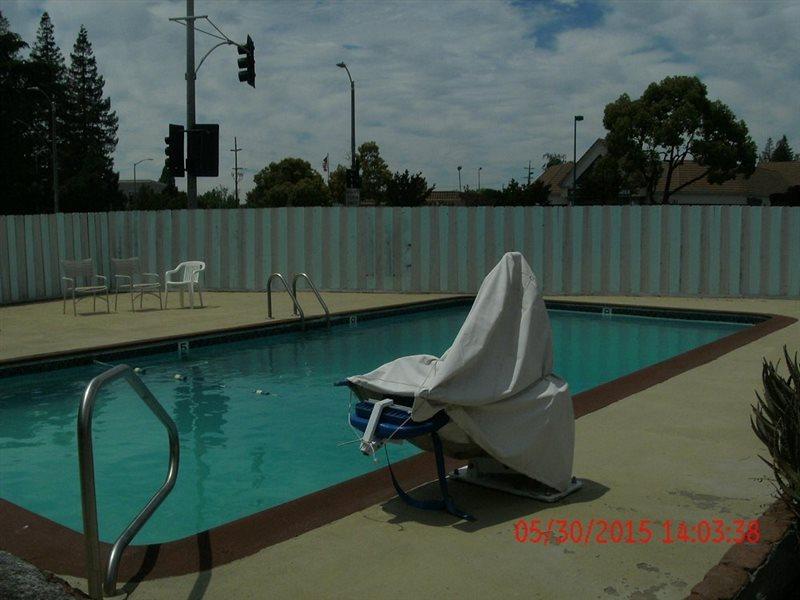 Americas Best Value Inn - Ливермор Экстерьер фото