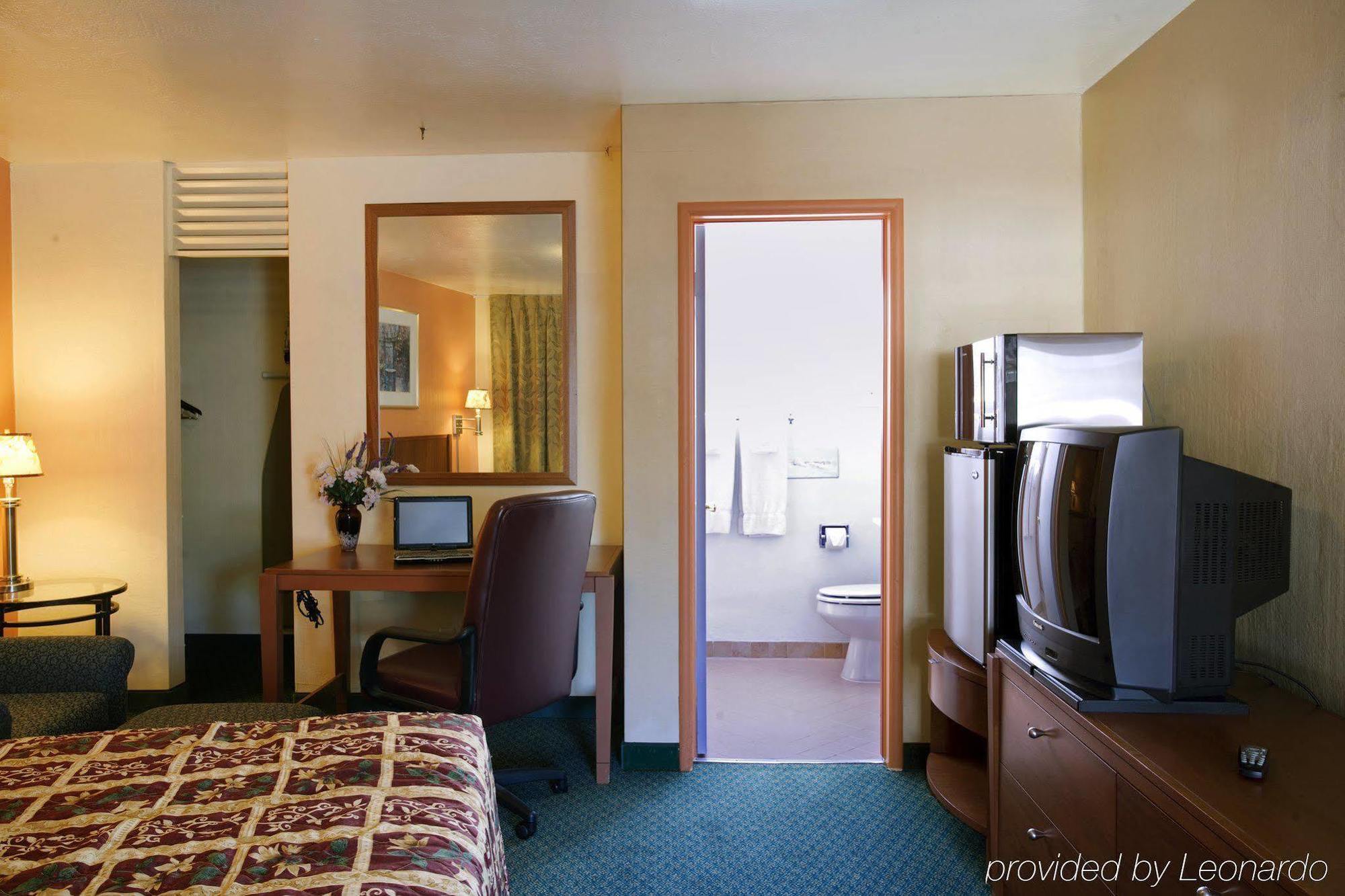 Americas Best Value Inn - Ливермор Номер фото