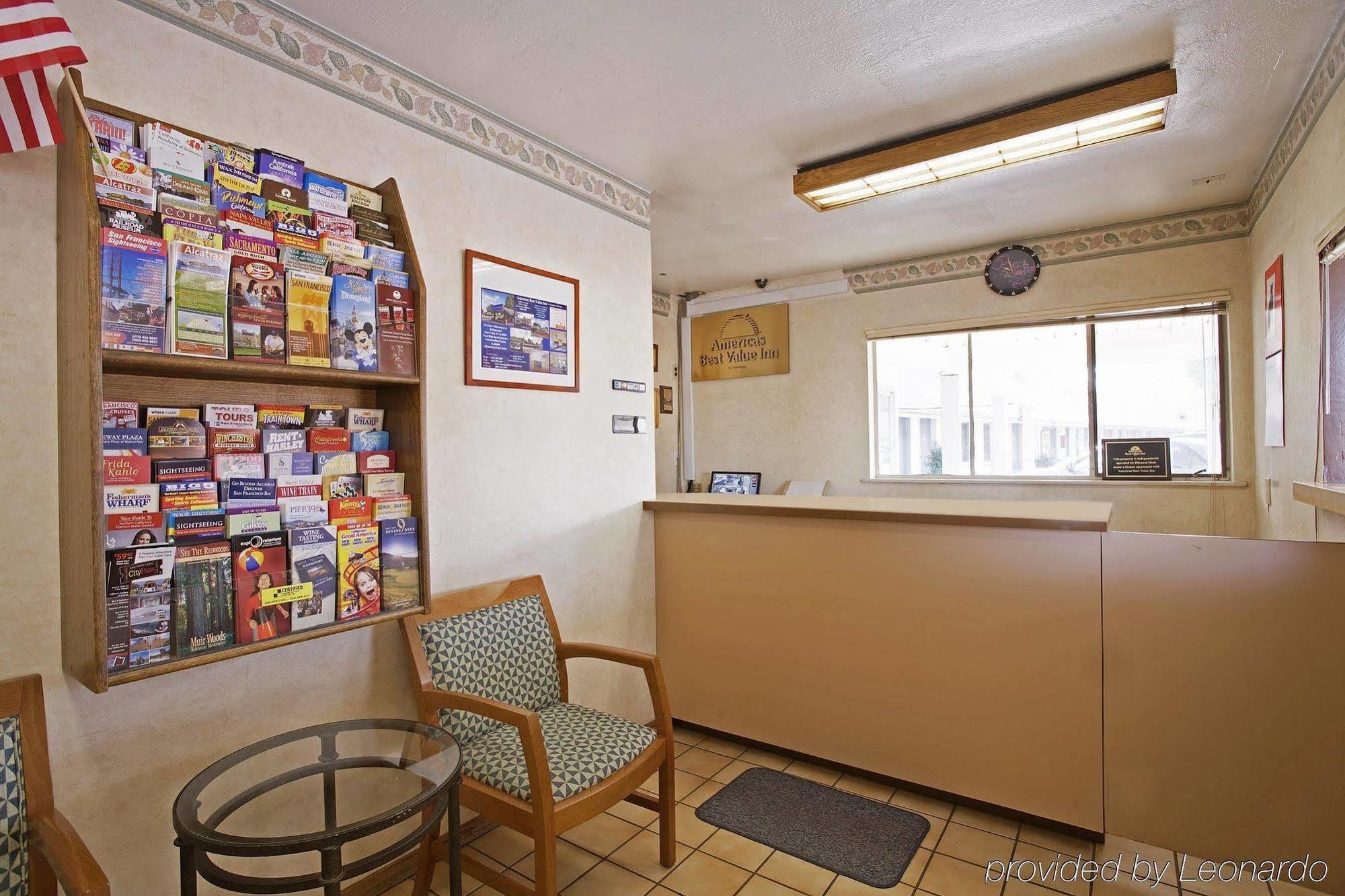 Americas Best Value Inn - Ливермор Интерьер фото