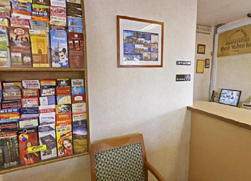 Americas Best Value Inn - Ливермор Экстерьер фото